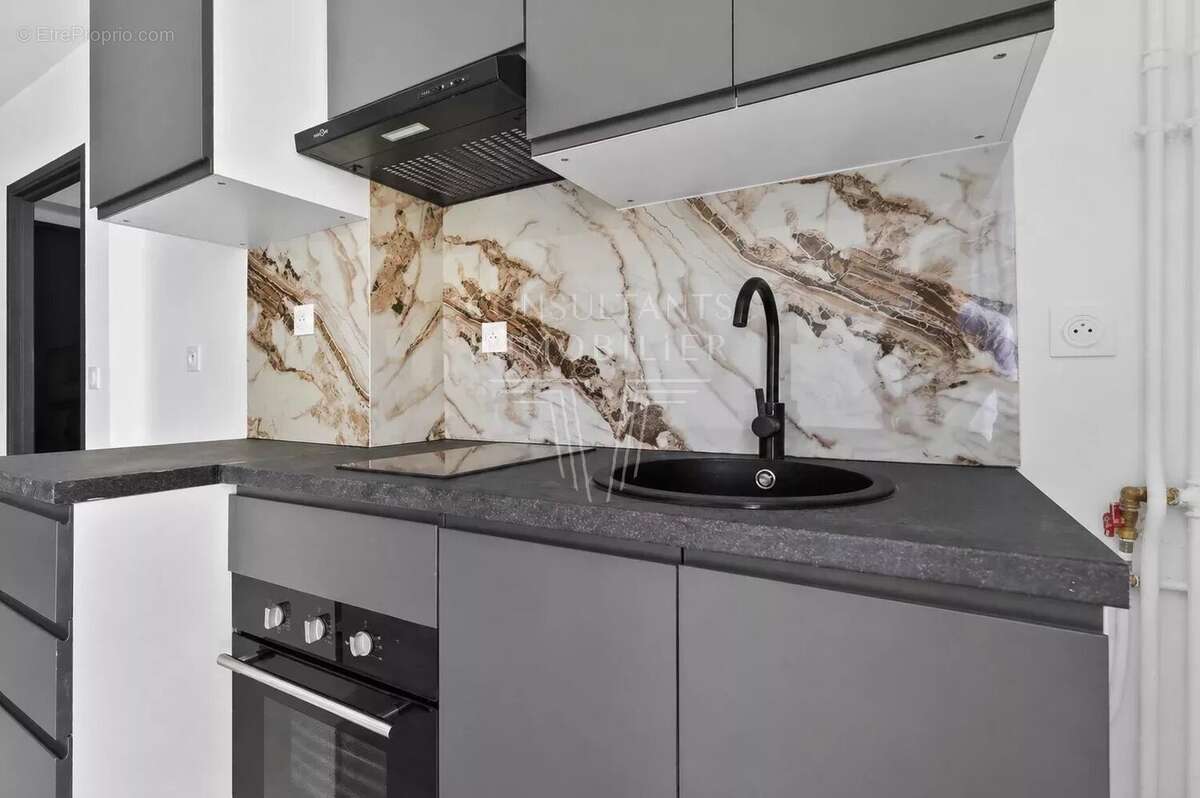 Appartement à LEVALLOIS-PERRET