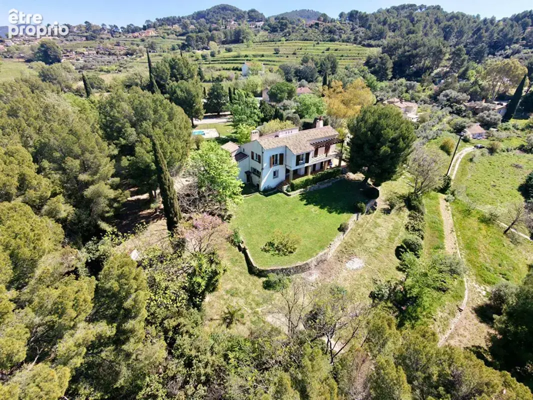 Maison à LE CASTELLET