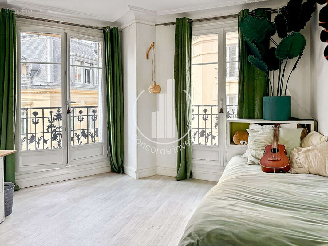 Appartement à CLICHY
