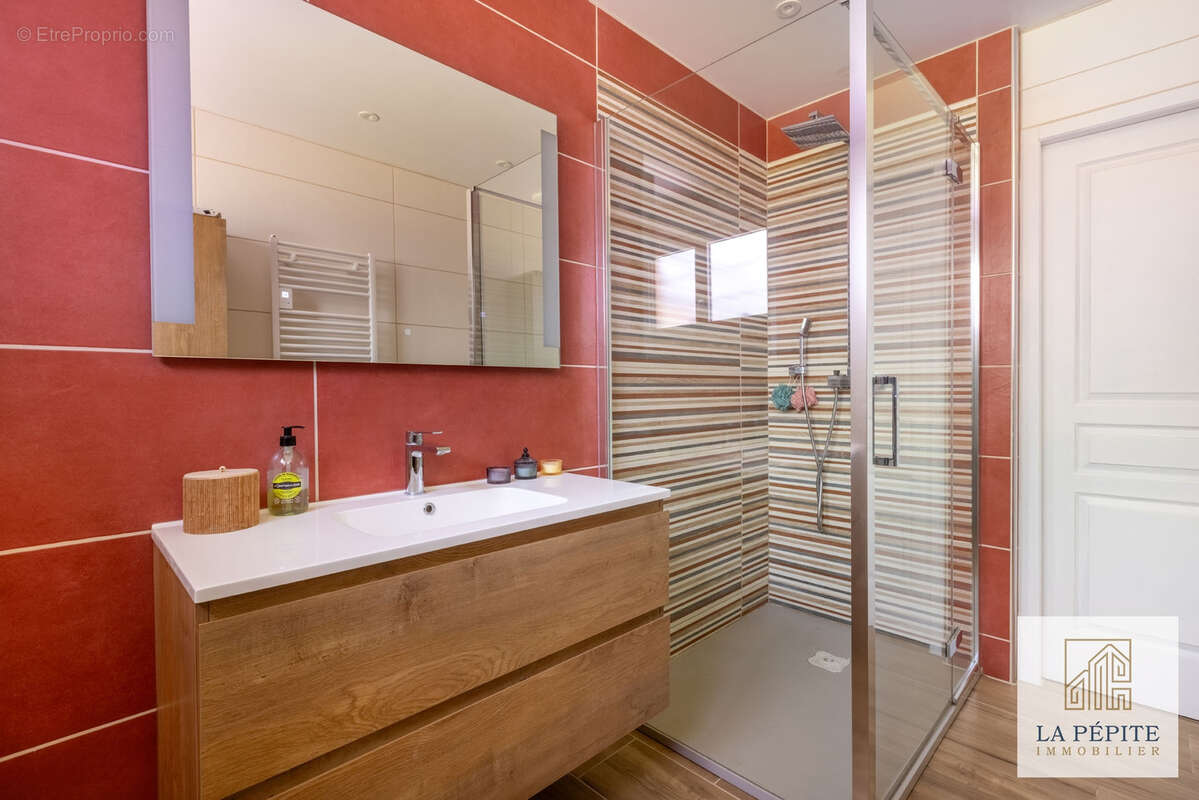 Plain-pied individuel d’exception sur 1600 m2   Sous-sol complet   Environnement privilégié - photo 11