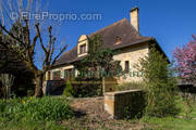 Maison à SAINT-JULIEN-DE-LAMPON