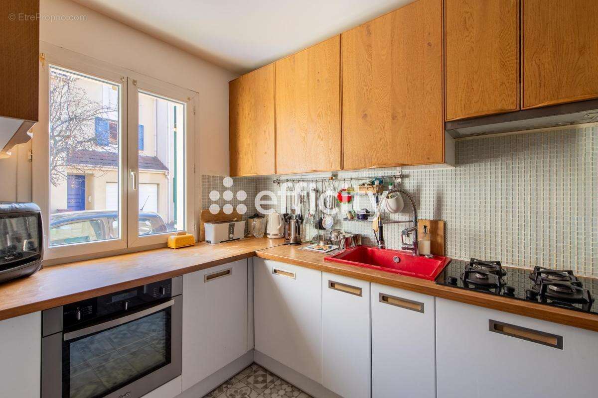 Maison à ASNIERES-SUR-SEINE