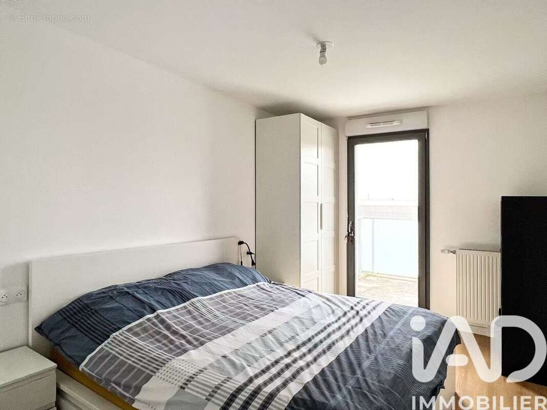 Photo 8 - Appartement à BUSSY-SAINT-GEORGES