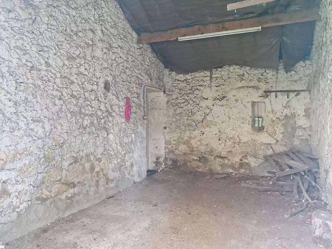 Maison à VIC-FEZENSAC