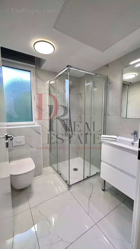 Appartement à ROQUEBRUNE-CAP-MARTIN