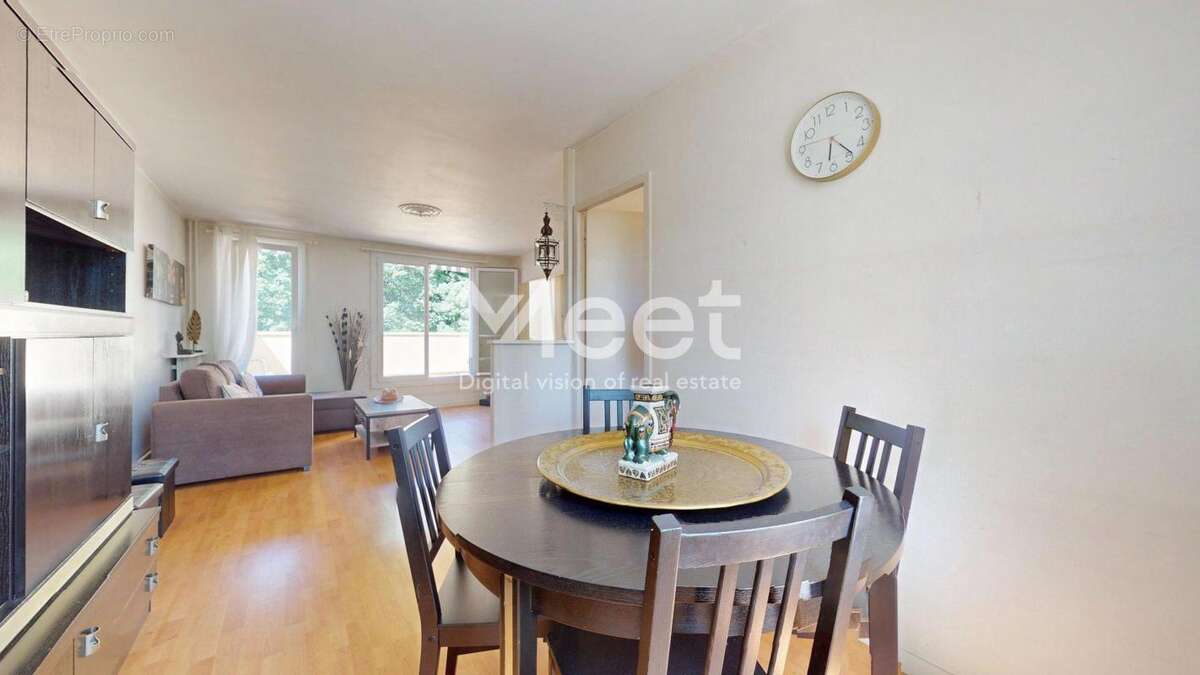 Appartement à MAUREPAS