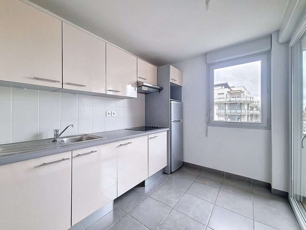 Appartement à COLOMIERS