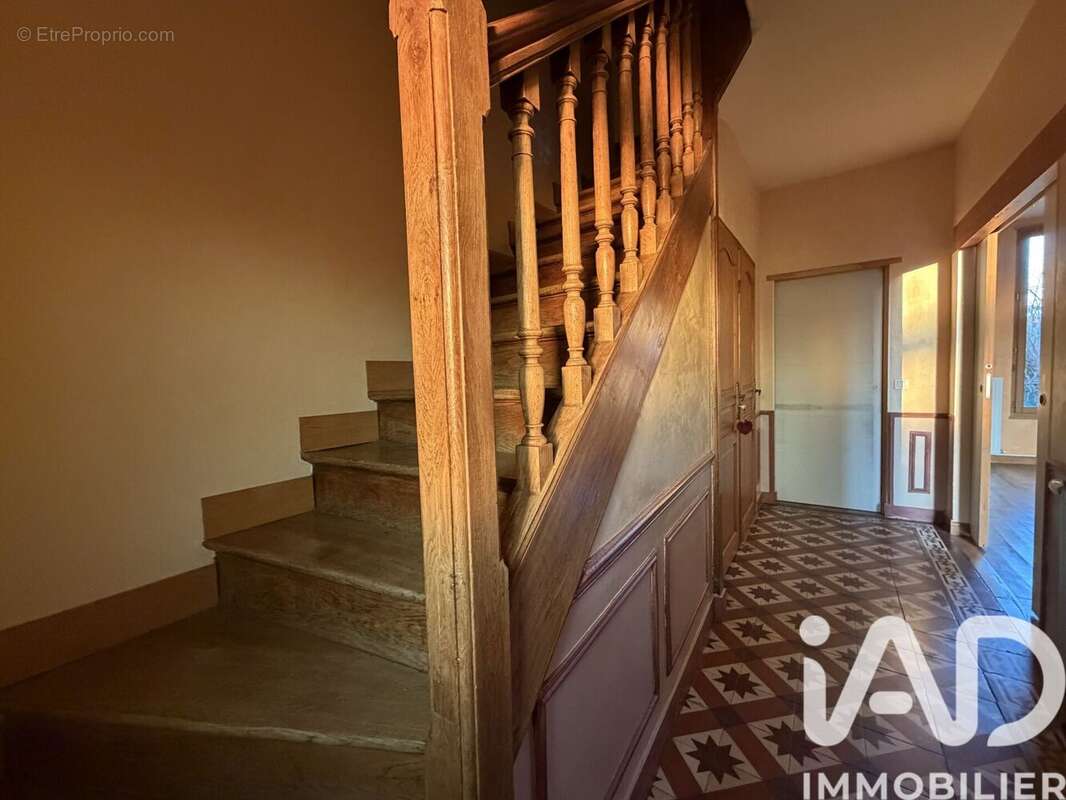 Photo 8 - Maison à VILLENEUVE-LE-ROI