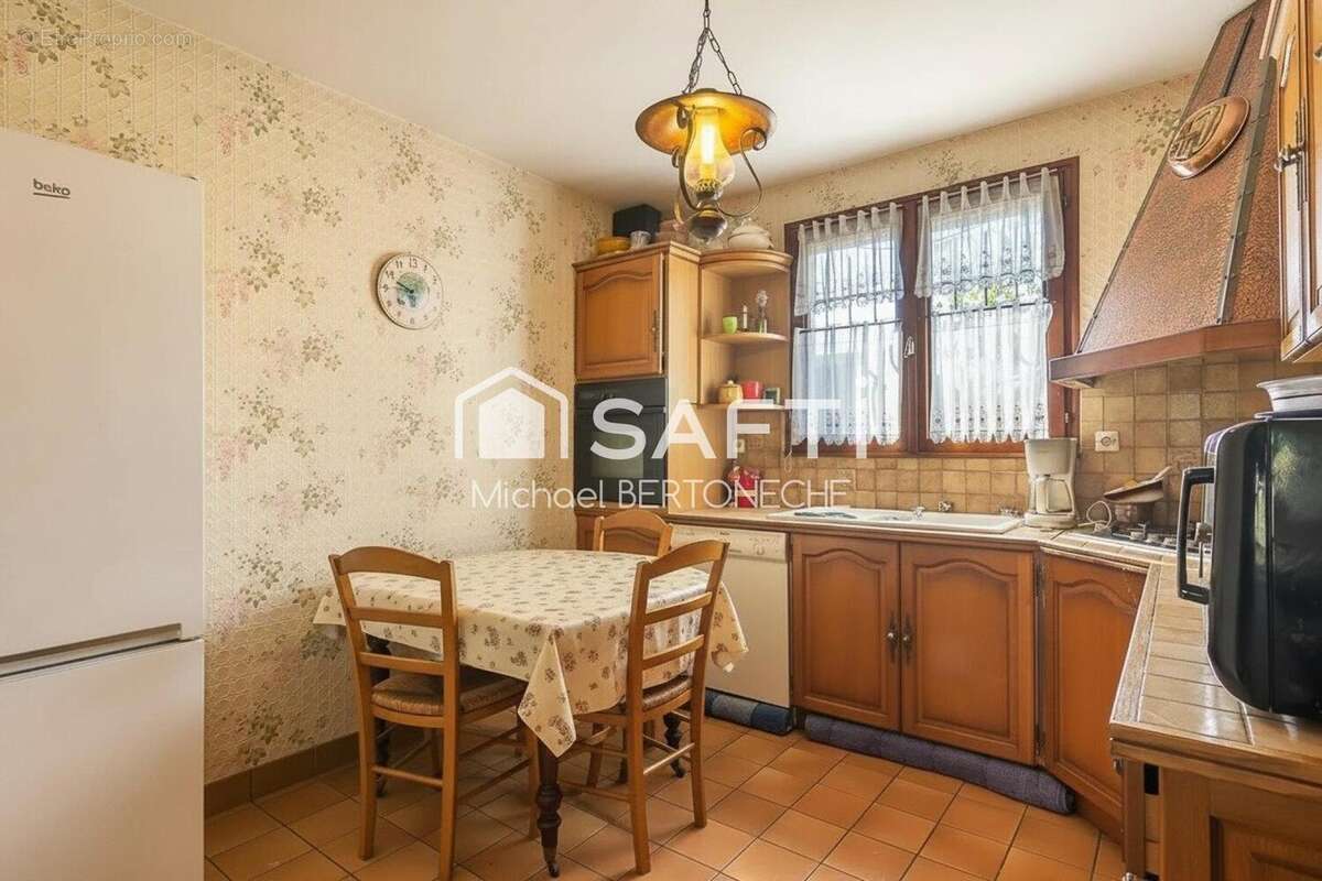 Maison 88 m² à Saint-Andre-De-Cubzac  - photo 6