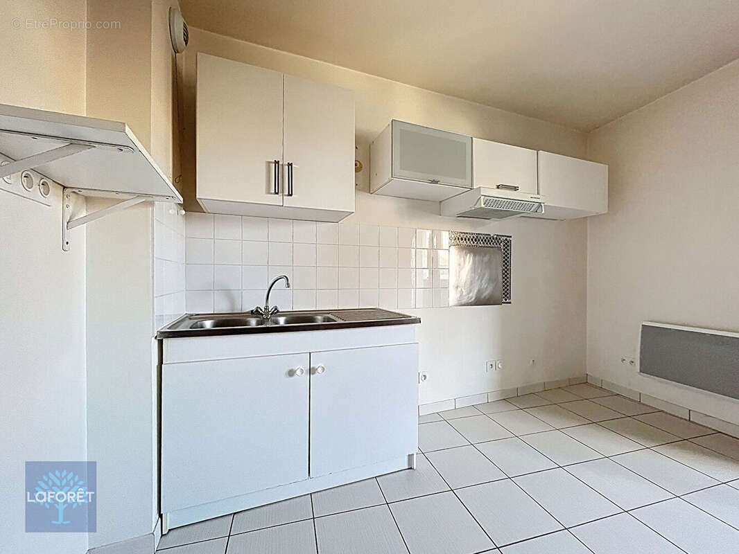 Appartement à CHILLY-MAZARIN