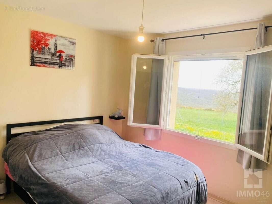 Maison 134 m² à Vers  - photo 7