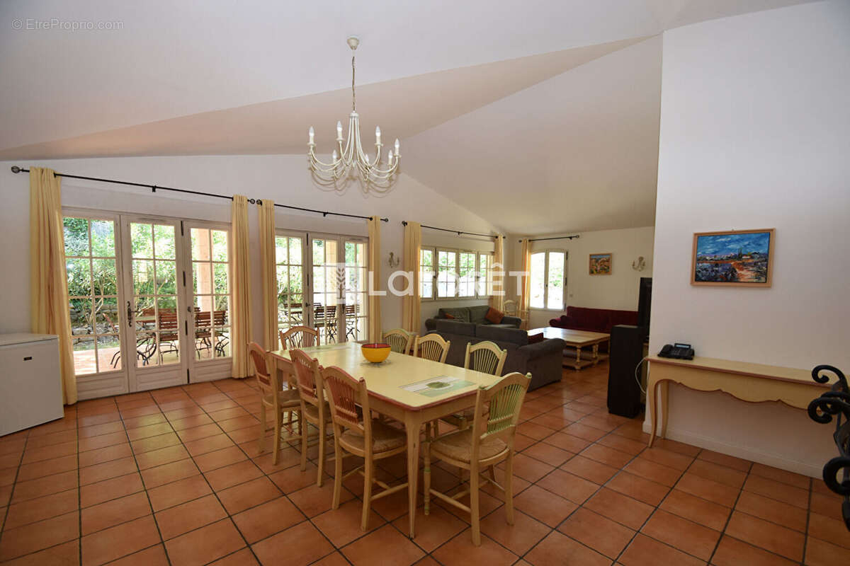 Maison à FAYENCE