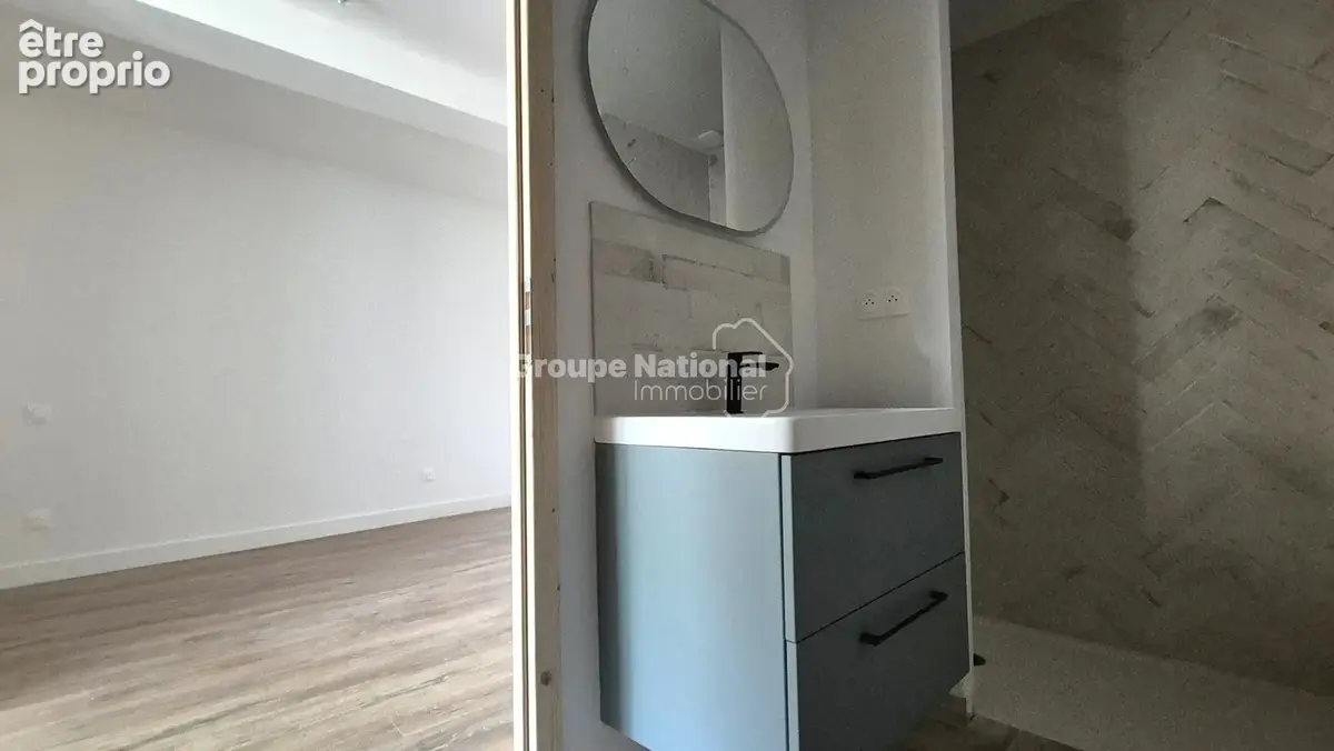 St didier appartement entierement renove avec cour - photo 6