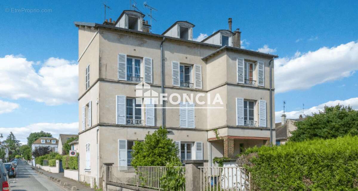 Appartement à LE CHESNAY