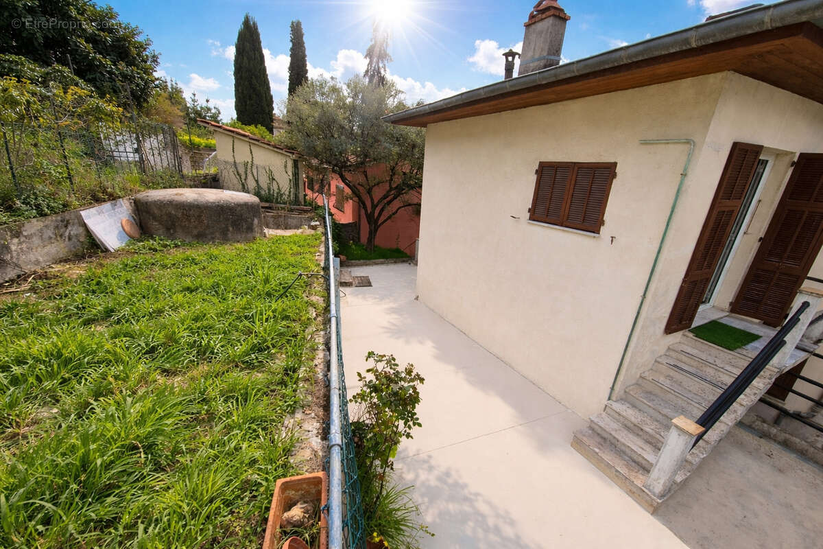 Appartement à MENTON