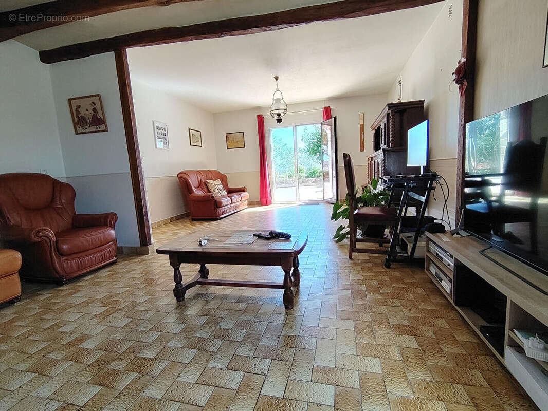 Maison à CHAUDEFONDS-SUR-LAYON