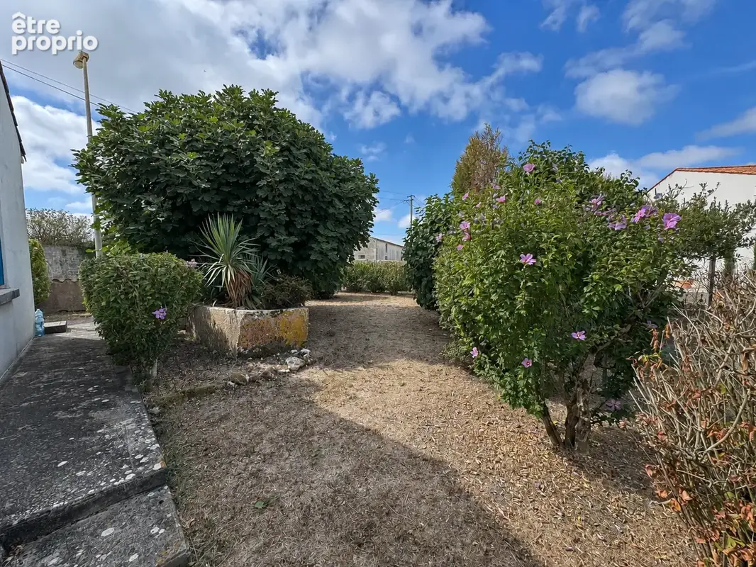 Plain-pied avec jardin proche Royan - photo 11