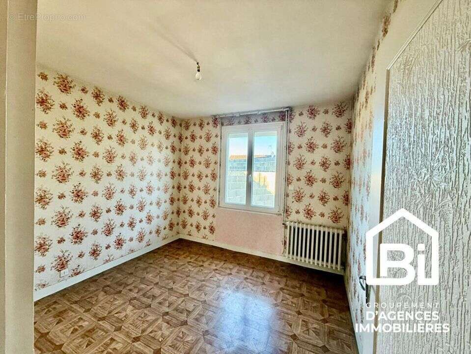 Maison à CORMELLES-LE-ROYAL