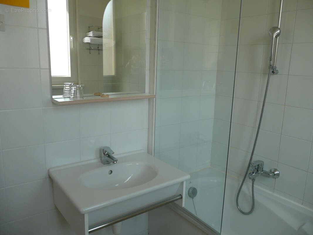 Commerce à BOUZONVILLE