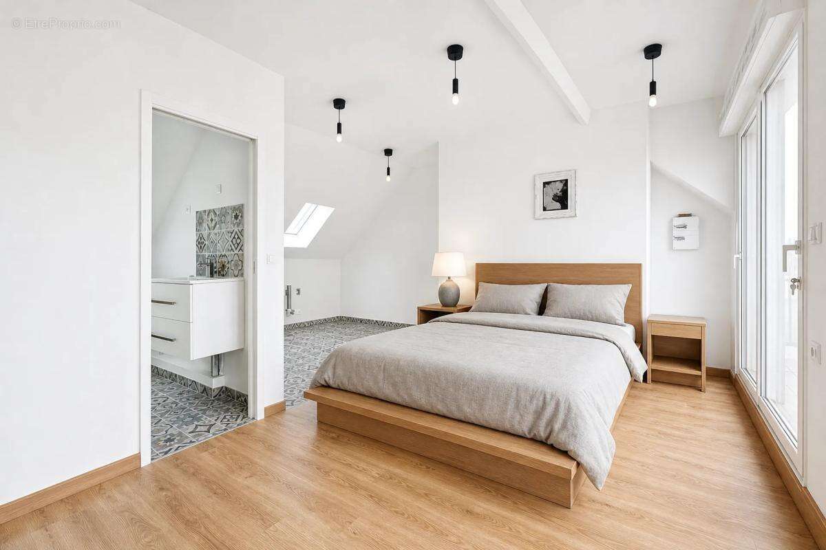 Maison de 6 pièces de 158 m² à Lagny-sur-Marne - photo 17