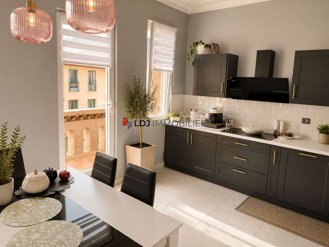 Appartement 97 m² à Amelie-Les-Bains-Palalda  - photo 3