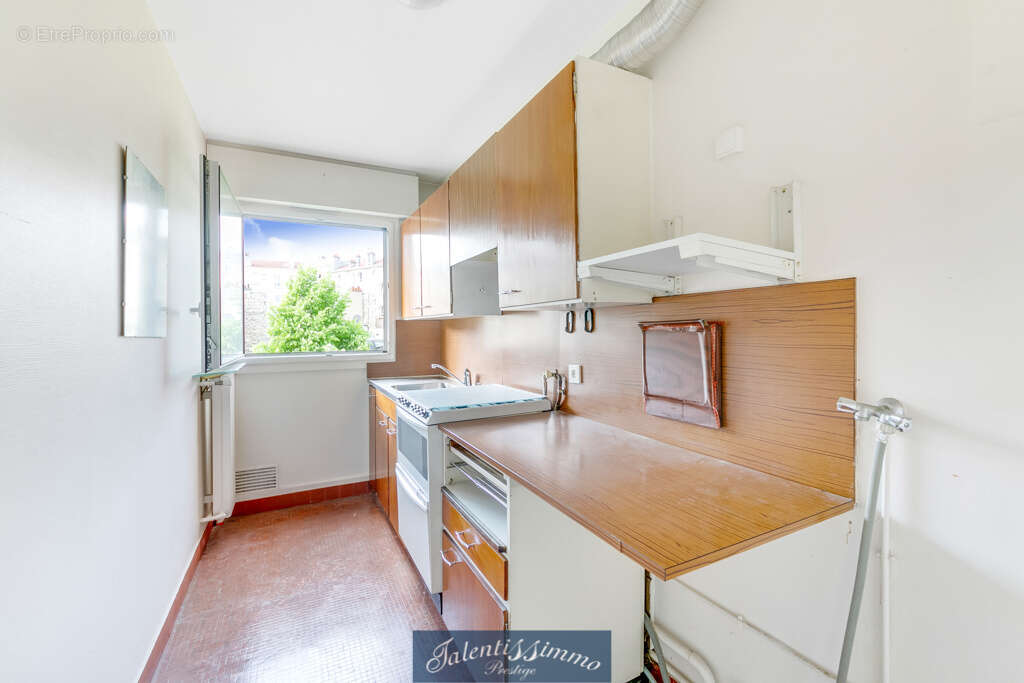 Appartement à PARIS-12E