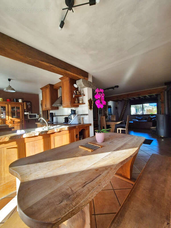 Maison à SCIENTRIER