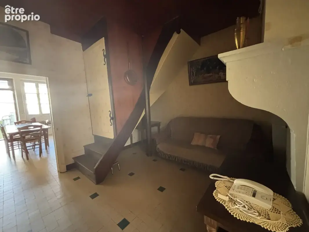 BUNCEY ( proche de CHATILLON SUR SEINE) corps de ferme avec habitation et bâtiments sur 2400m2 - photo 9