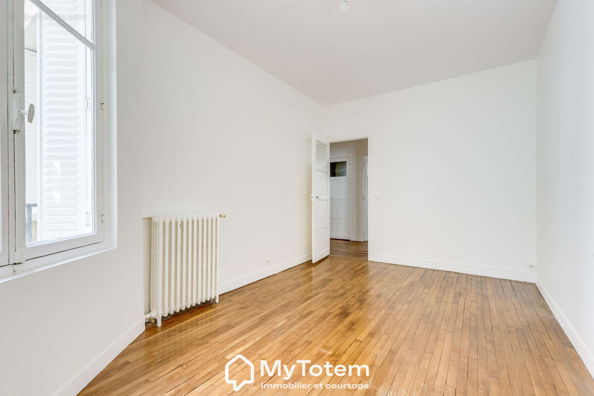 Appartement à LEVALLOIS-PERRET