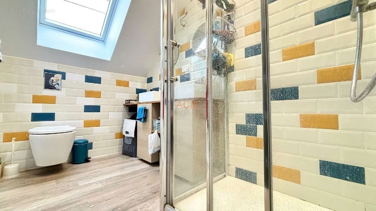 Maison à MARLY-LA-VILLE