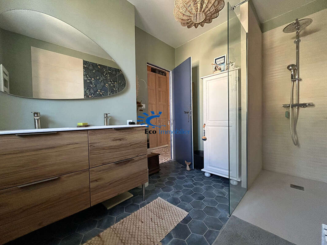 Maison à LA ROCHELLE