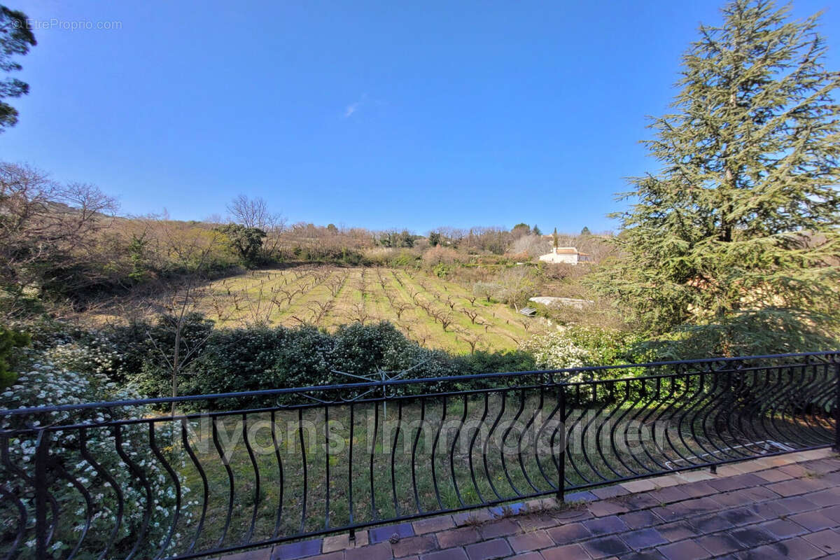 Maison à MIRABEL-AUX-BARONNIES