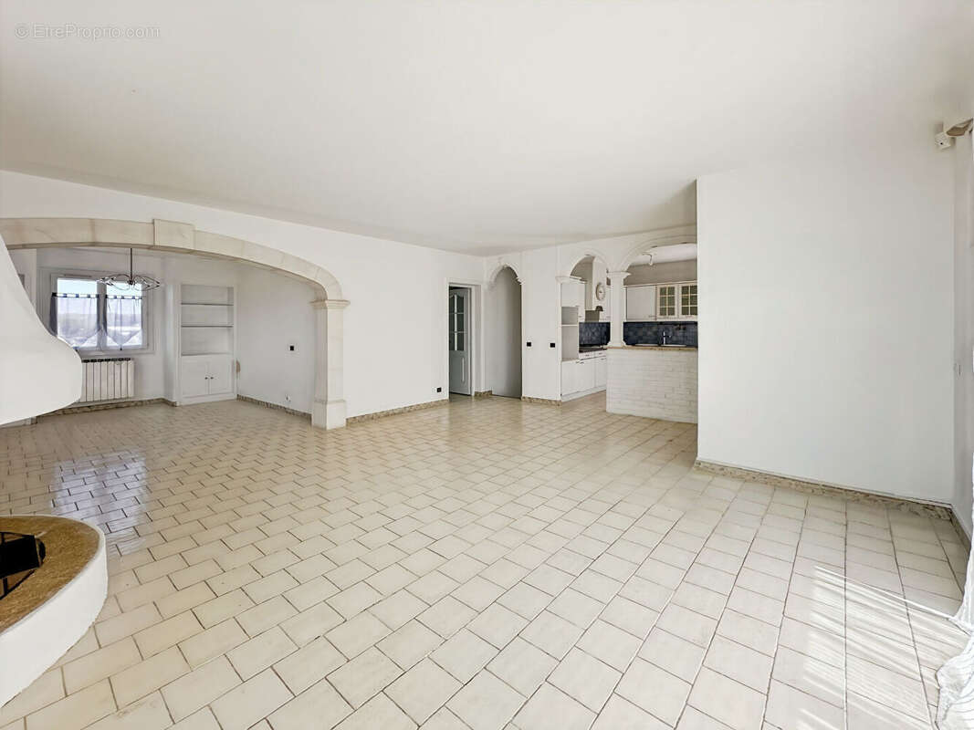 Maison à SAUSSET-LES-PINS