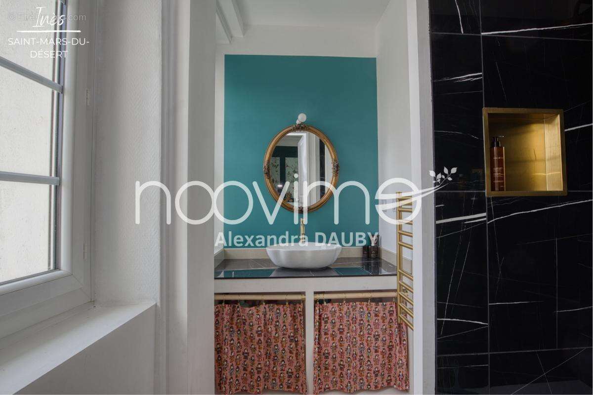 Maison à SAINT-MARS-DU-DESERT
