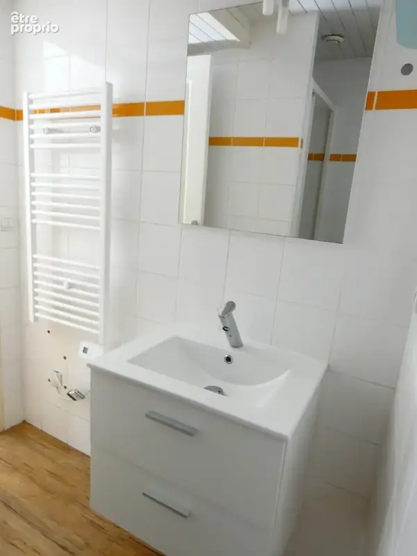 Duplex atypique avec terrasse et jardinet - photo 6