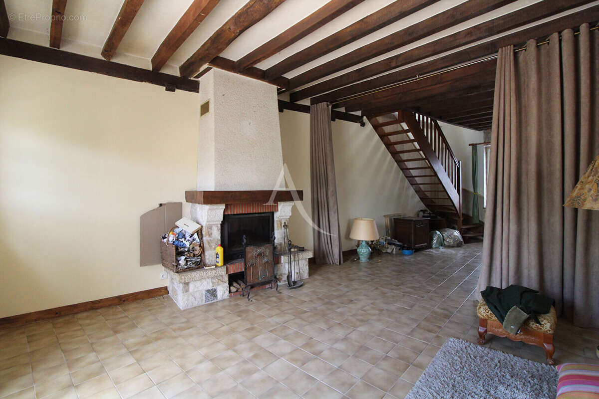 Maison à HUISSEAU-SUR-COSSON