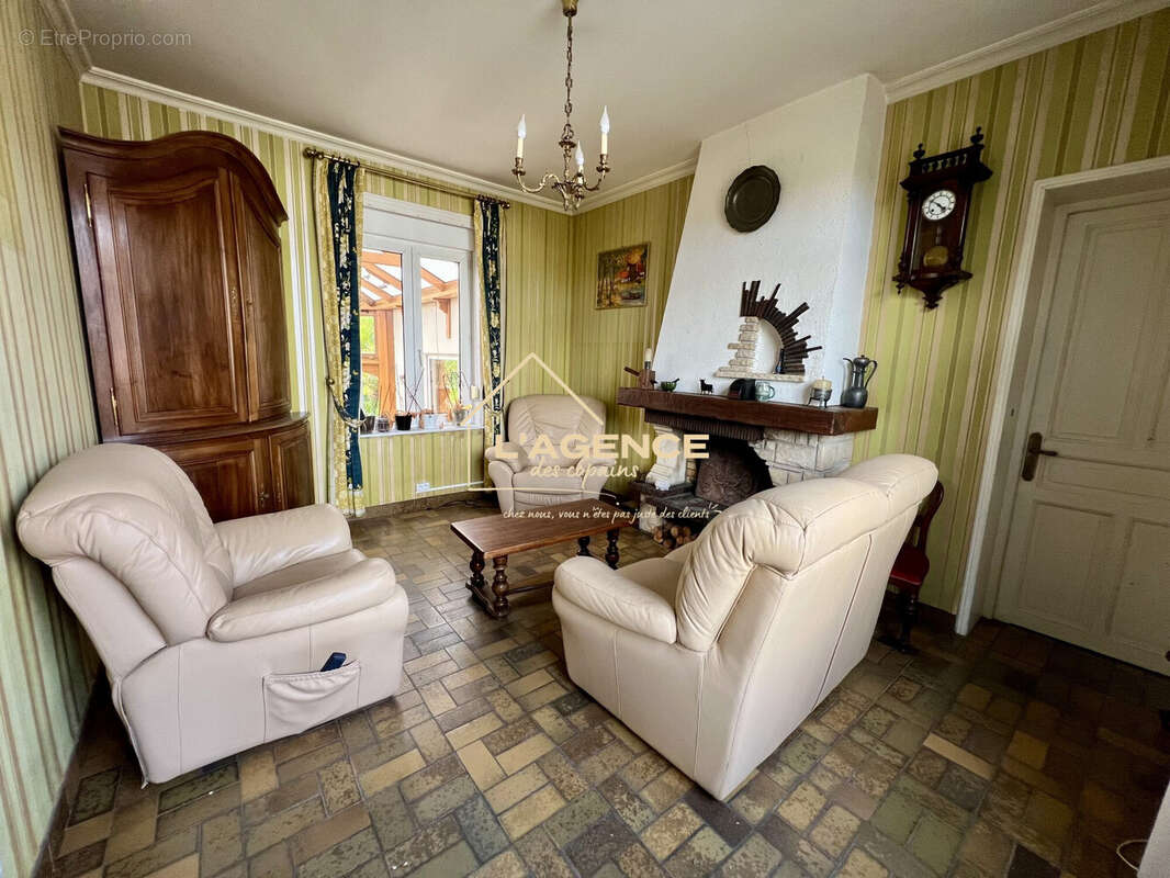 Maison à AIRE-SUR-LA-LYS