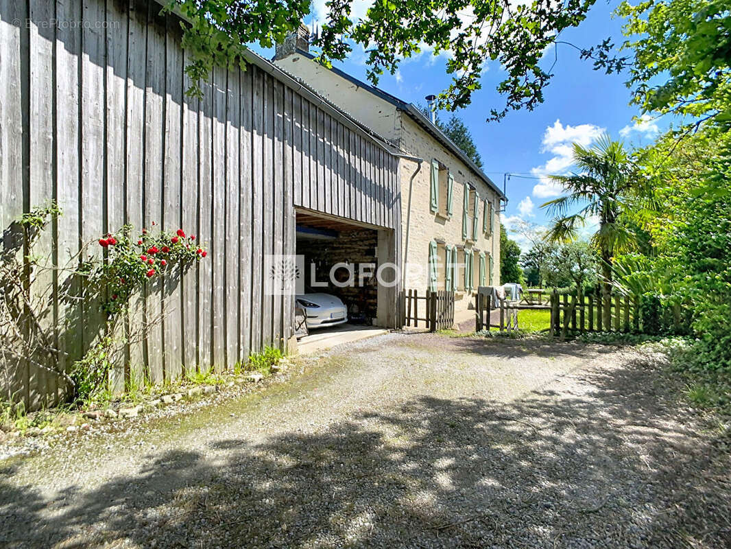Maison à BAULON