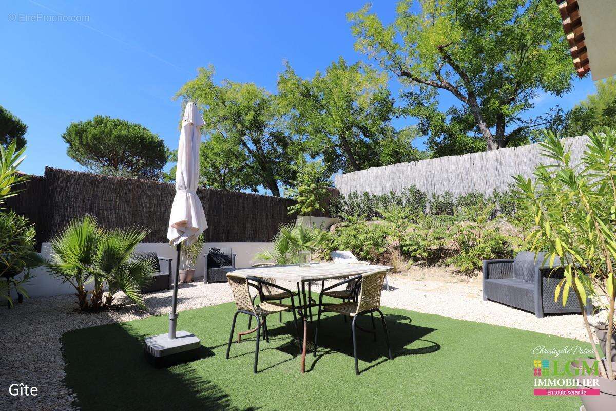 Maison à VAISON-LA-ROMAINE