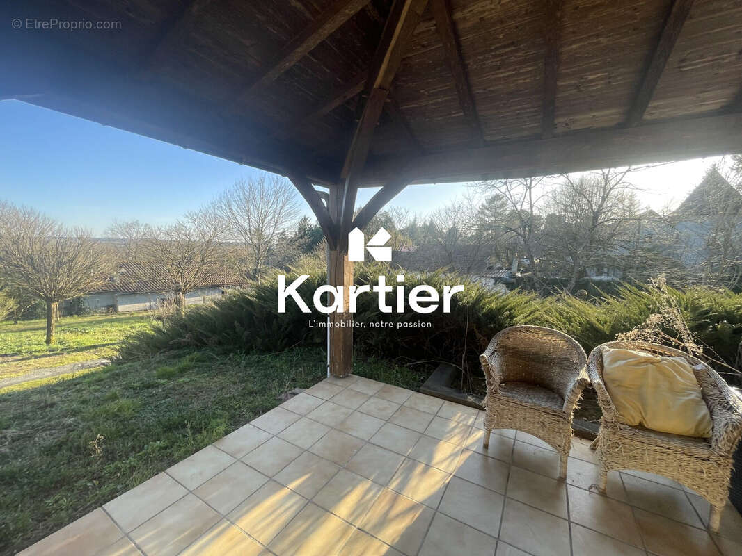 Maison à MONTPON-MENESTEROL