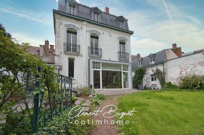 Maison à LE QUESNOY