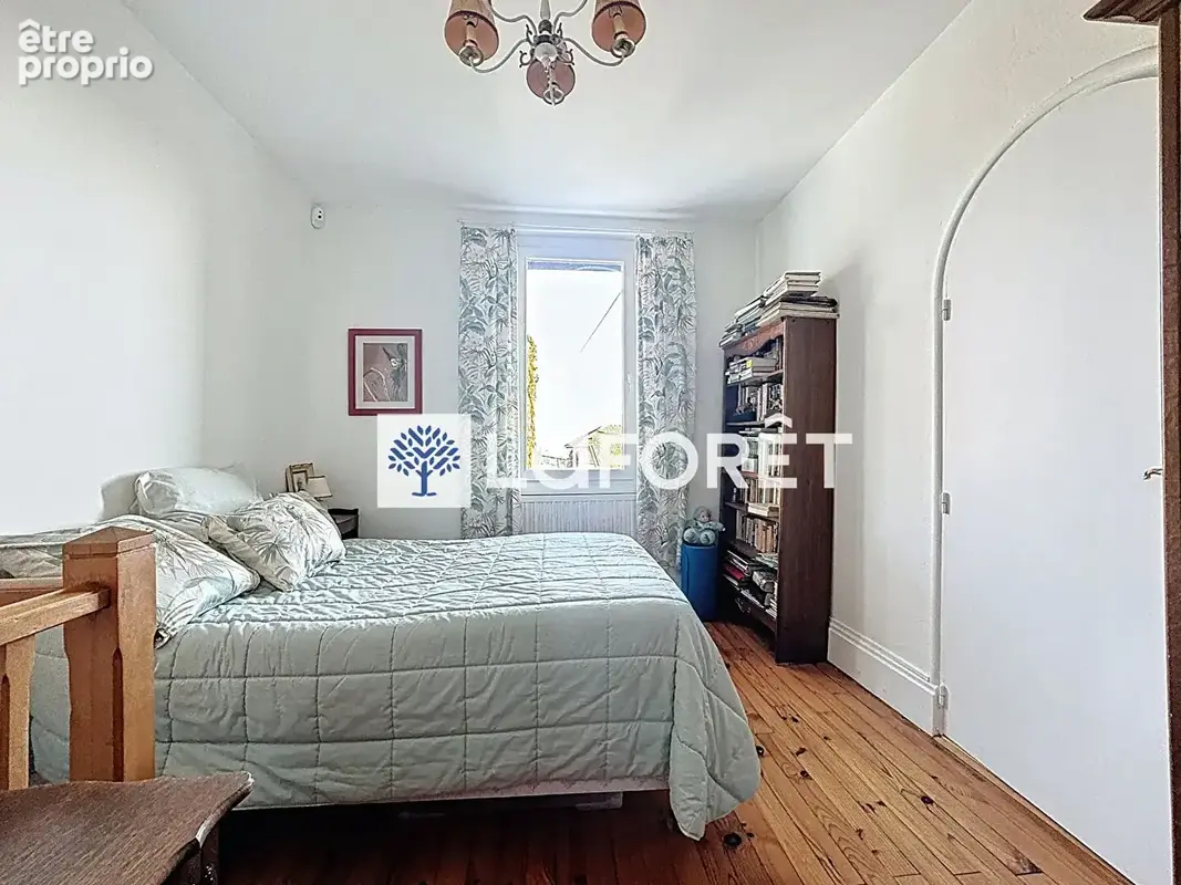 Maison Neyron le Haut, 7 pièces de 192m², terrain de 2423m², piscine, double garage - photo 11