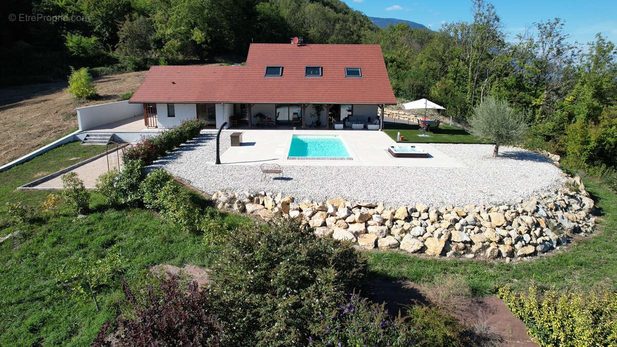 Maison à AIX-LES-BAINS
