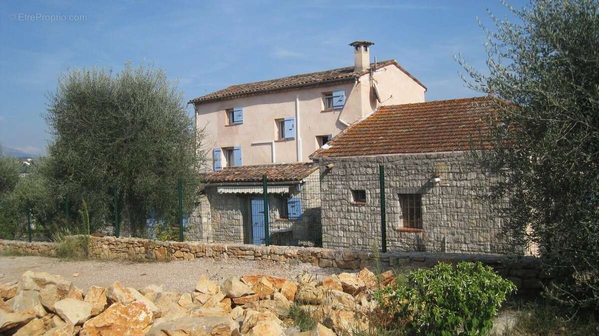 Belle propriété 260 m² sur Grasse St Jacques - photo 3