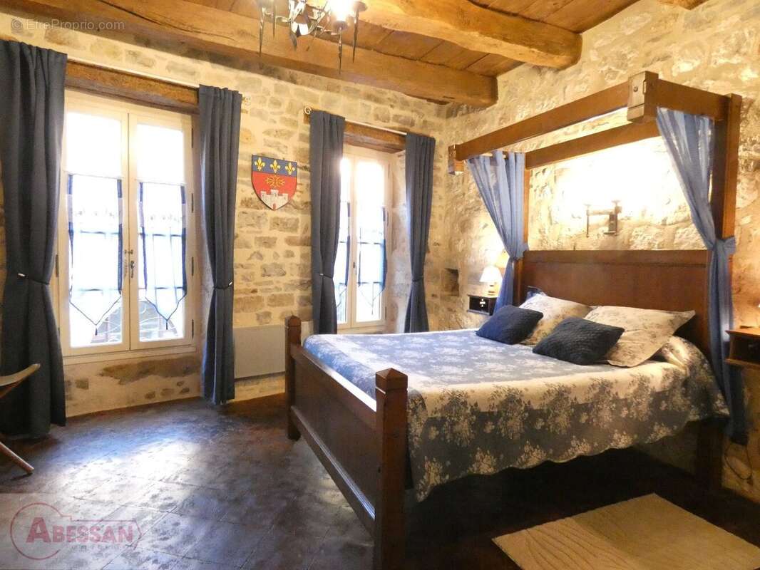 Maison à CORDES-SUR-CIEL