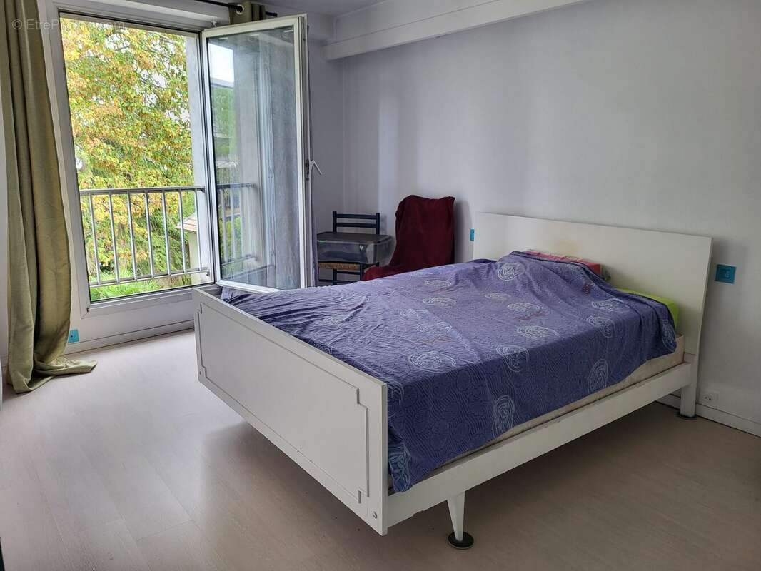 Appartement à SAINTES