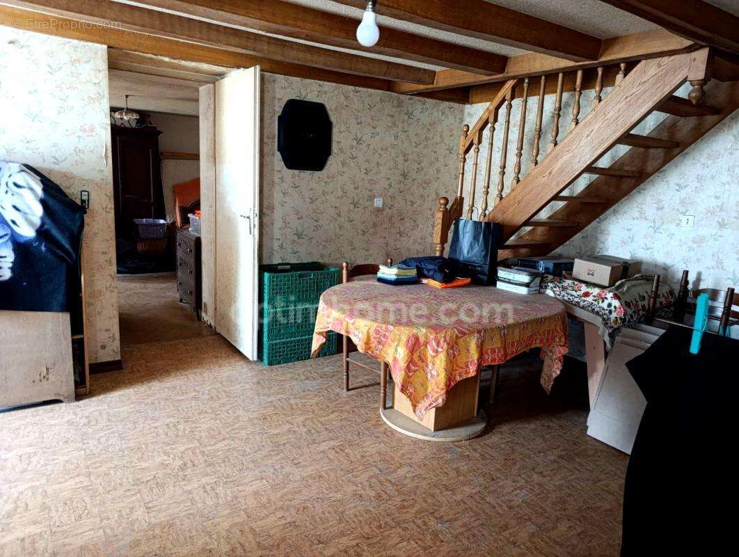 Longère à rénover dans un petit hameau - photo 6