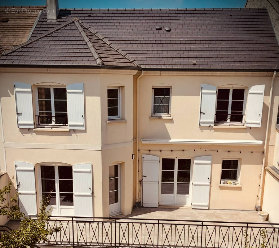 Maison à HOUILLES