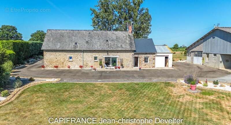 Maison à vendre 3 chambres proche de GORRON (53) sur terrain de 7500 m2 - photo 2
