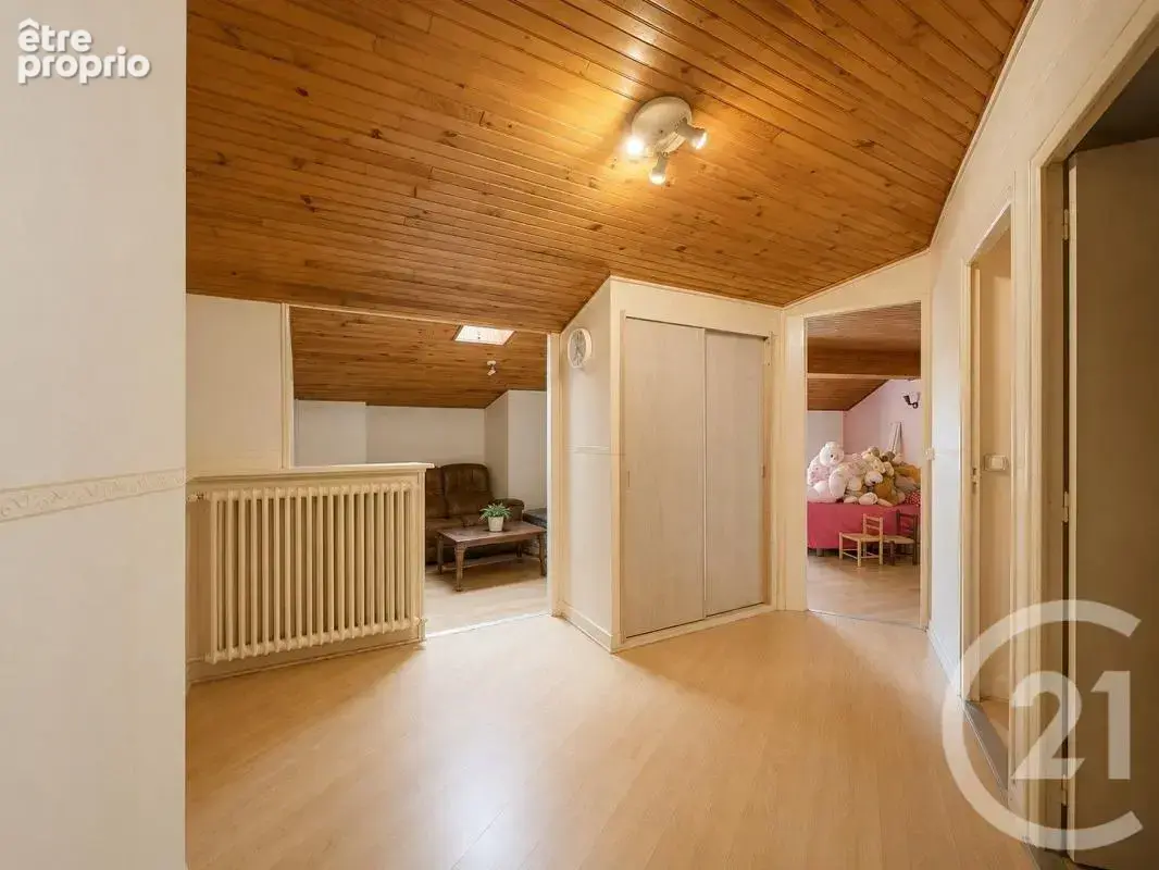 Maison 7 pièces 180 m² à vendre à Grigny (69520) - photo 13